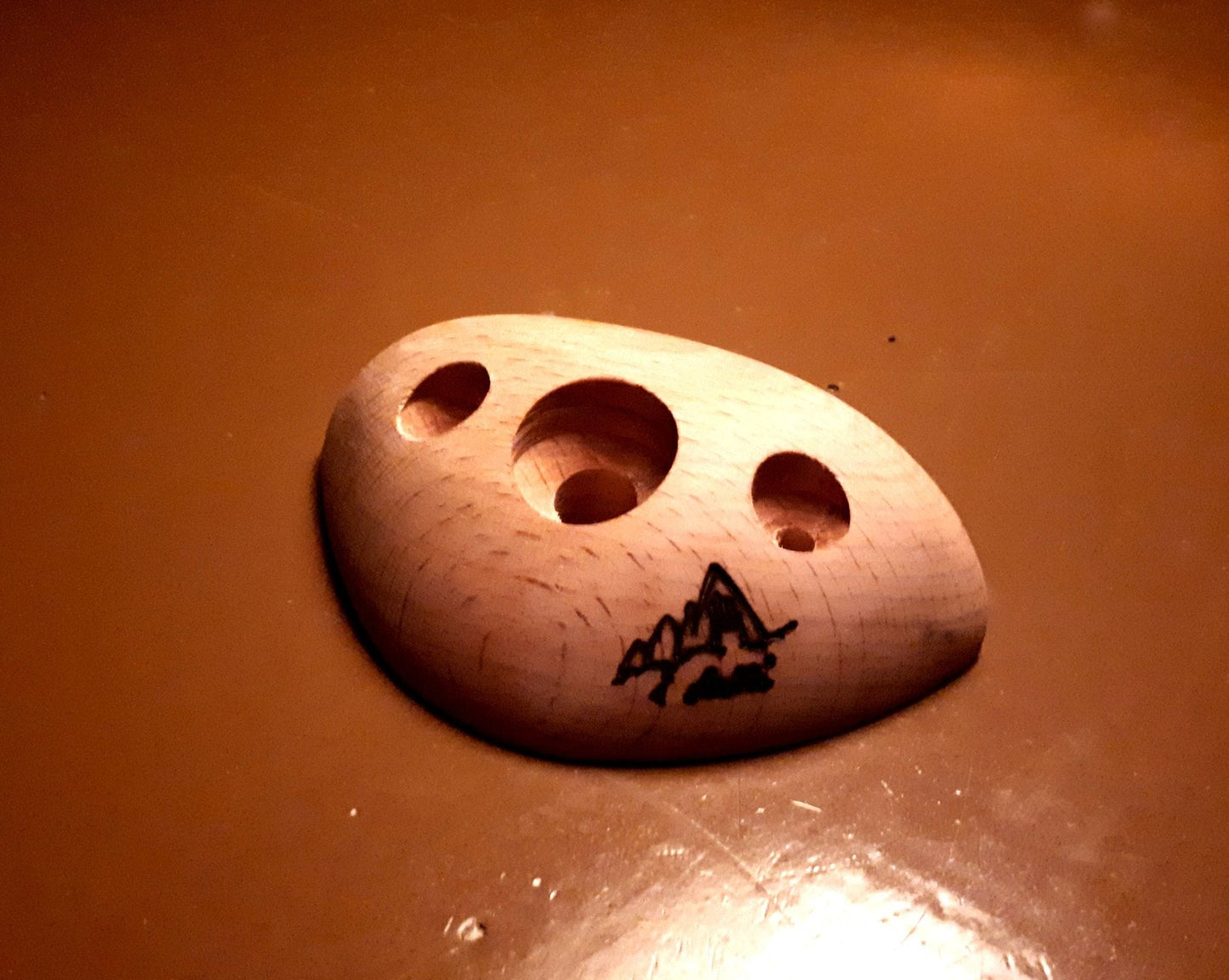 Leaf notch sp. 30