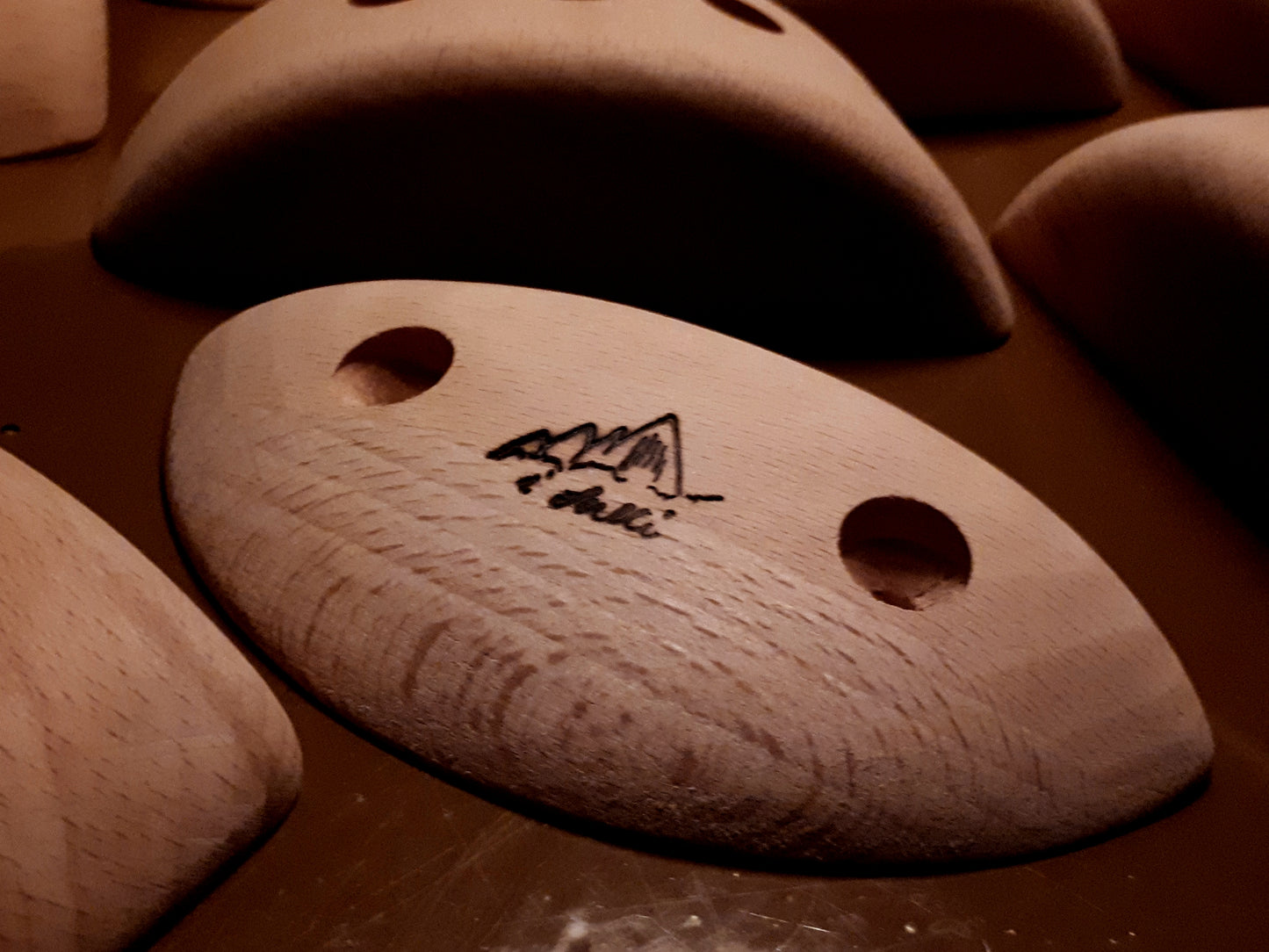 Symmetrical holds set - pinches and crimps