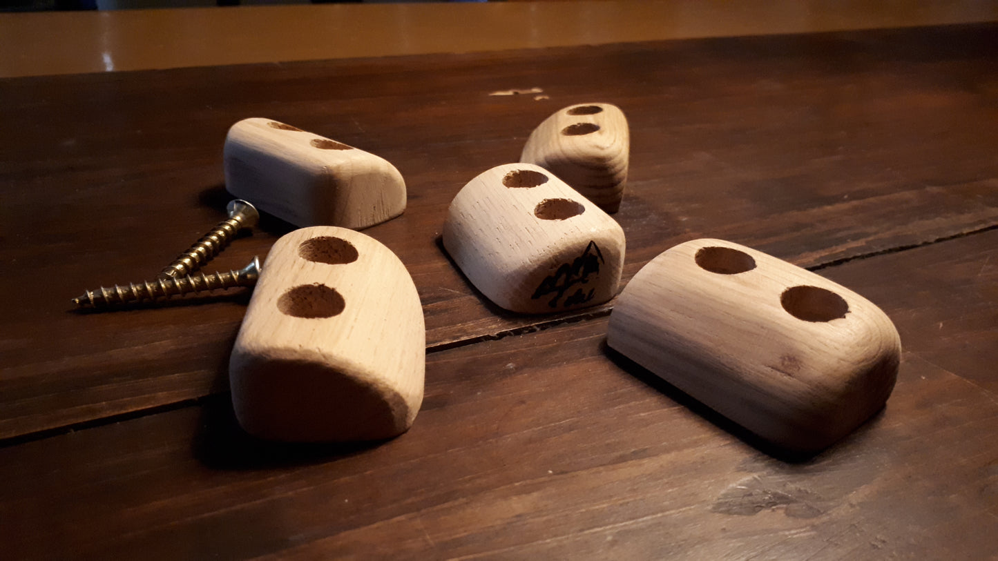 Set of 5 footholds