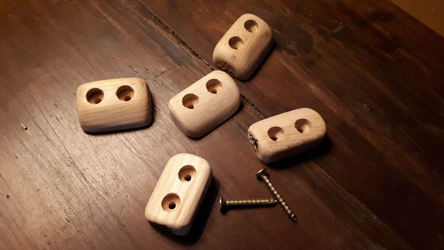 Set of 5 footholds