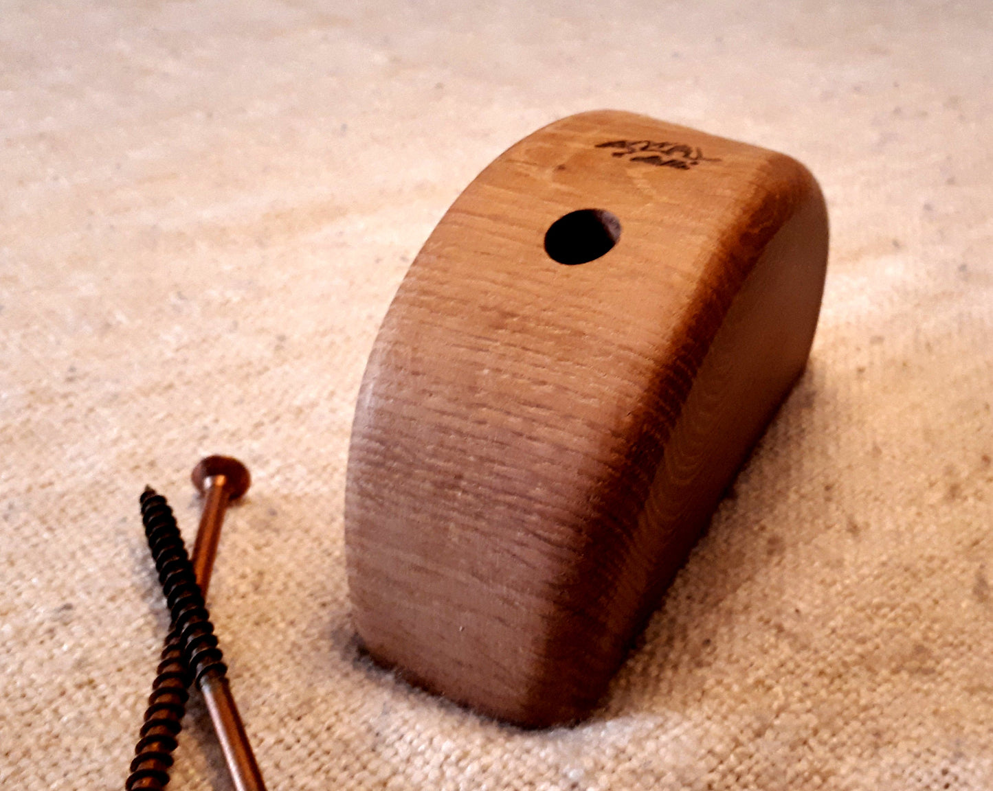 Asymmetrical L size pinch