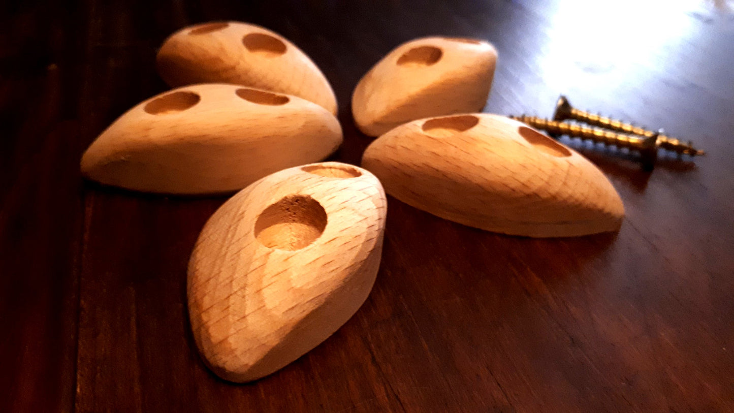 Set of 5 footholds