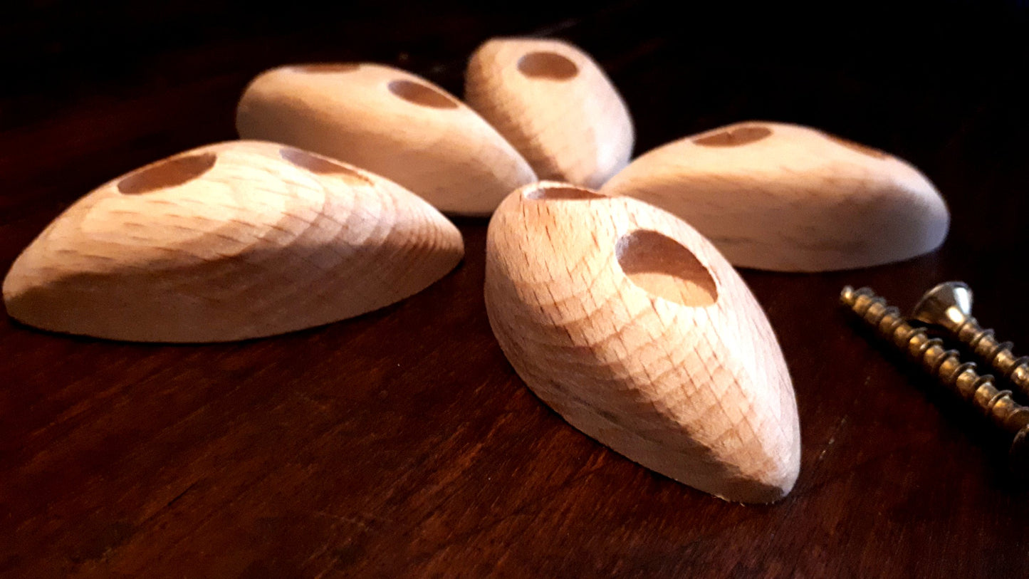 Set of 5 footholds