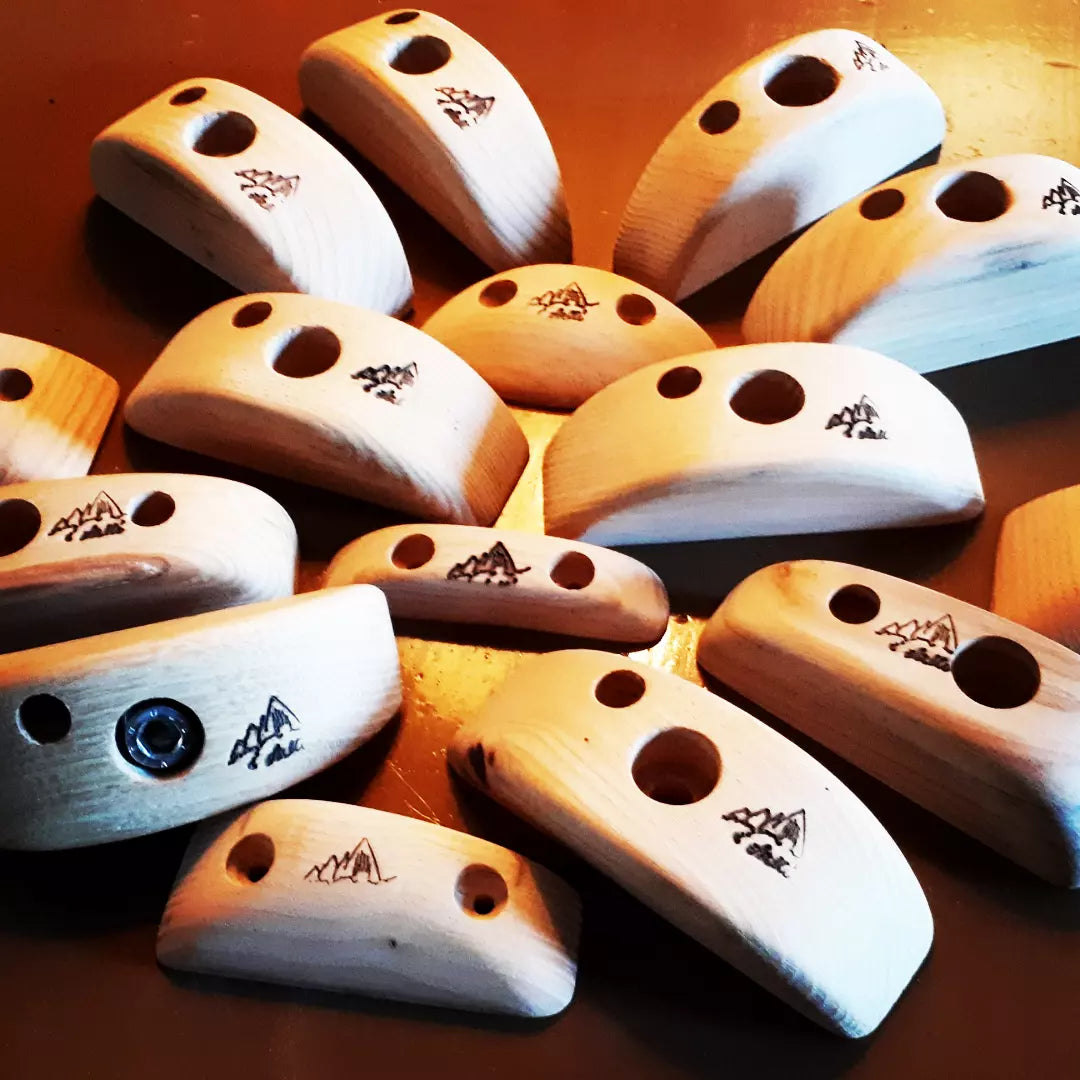 Holds set - pinches and crimps